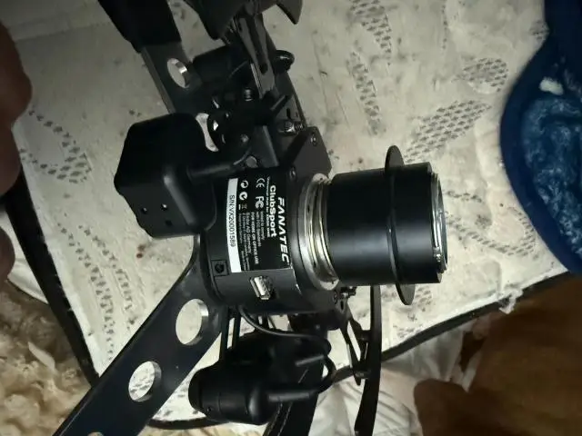 Club sport universal hub and wheel